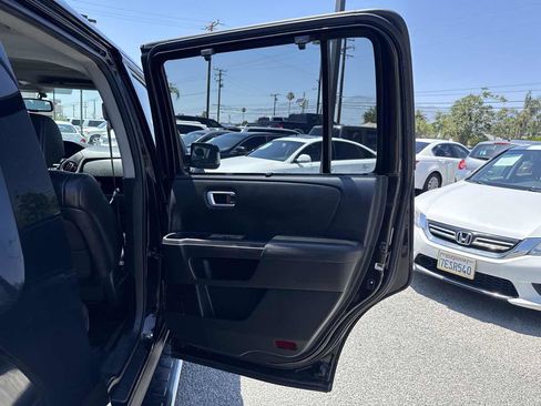 Used 2013 Honda Pilot Touring image 21