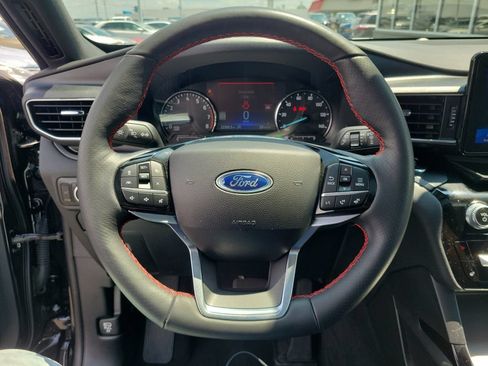 Certified 2024 Ford Explorer ST-Line w/ Class IV Trailer Tow Package AWD/4WD image 23