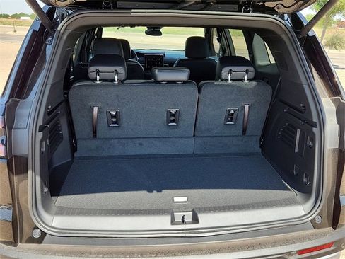 New 2025 GMC Acadia Elevation w/ Elevation Premium Package image 8