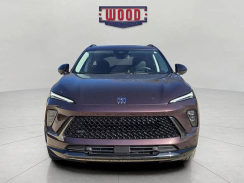 Used 2024 Buick Envision Sport Touring image 2