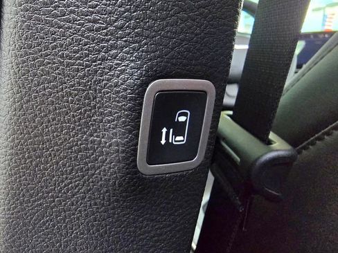 New 2026 Chrysler Pacifica Limited w/ S Appearance Package image 27