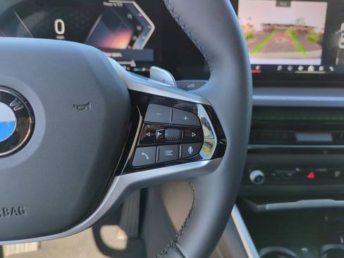 Used 2025 BMW 330i xDrive Sedan w/ Convenience Package image 24