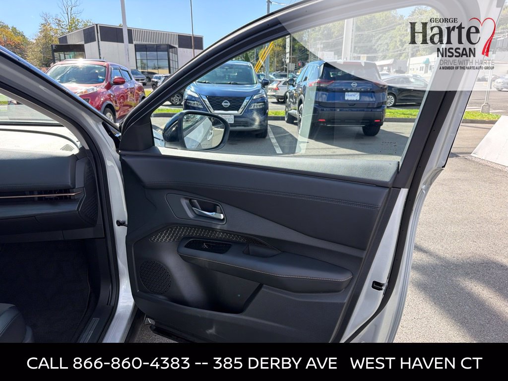 Certified 2024 Nissan Ariya AWD image 29