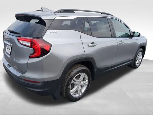 Used 2024 GMC Terrain SLE w/ Driver Convenience Package AWD/4WD image 5