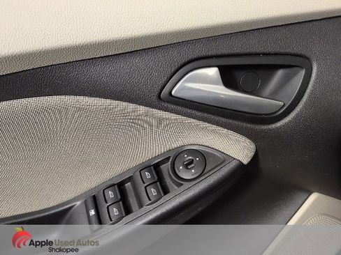 Used 2013 Ford Focus SE w/ Super Fuel Economy (SFE) Pkg image 11