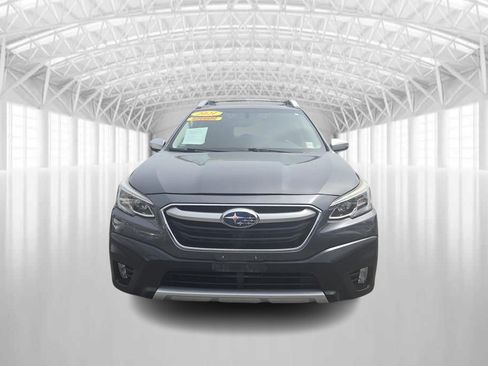 Used 2021 Subaru Outback Touring XT AWD/4WD image 3