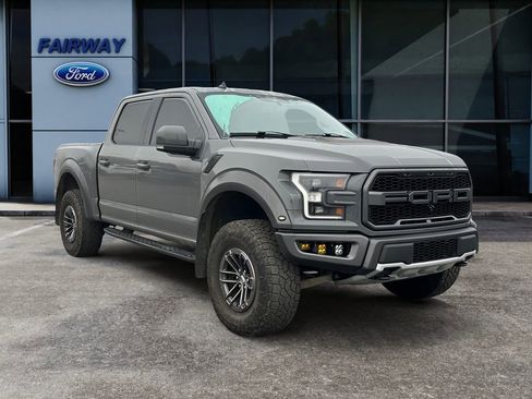 Used 2020 Ford F150 Raptor w/ Equipment Group 802A Luxury image 3
