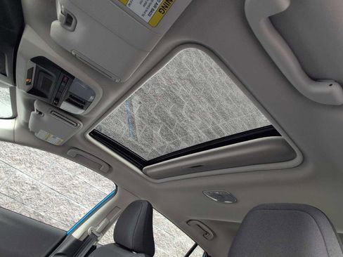 Used 2025 Subaru Impreza 2.0i Sport image 19