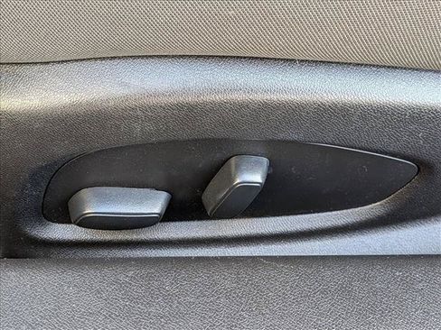 Used 2019 Chevrolet Camaro LT RWD image 22