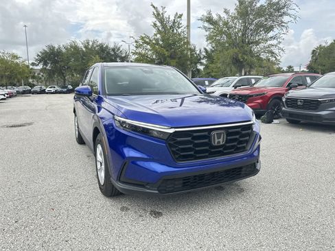 Used 2025 Honda CR-V LX image 8