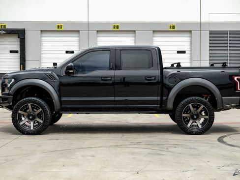 Used 2019 Ford F150 Raptor w/ Equipment Group 802A Luxury AWD/4WD image 7