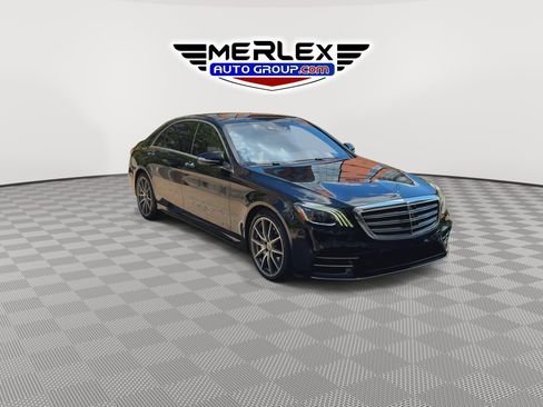 Used 2020 Mercedes-Benz S 560 Sedan image 2