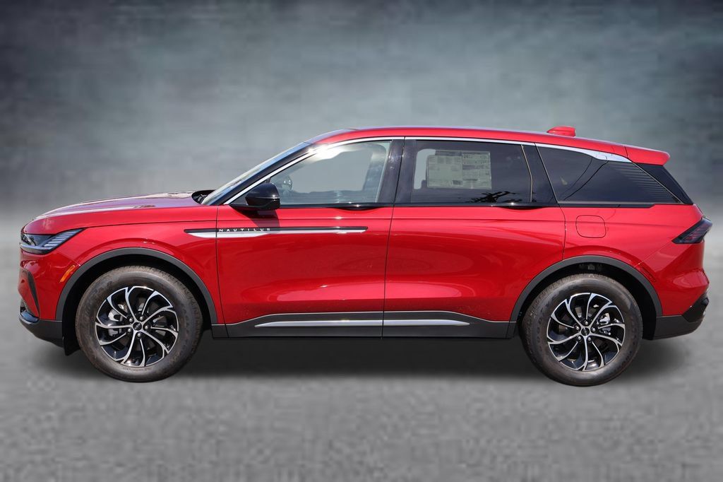 New 2026 Lincoln Nautilus Premier AWD/4WD image 4