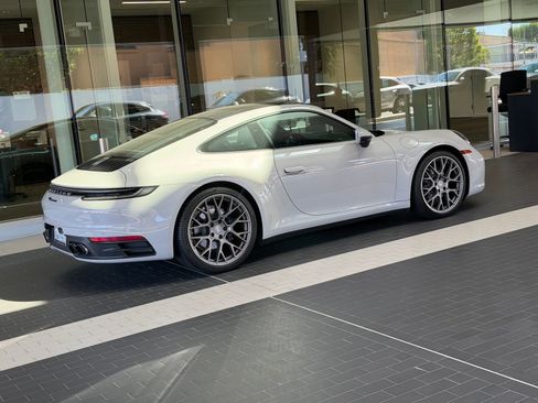 Certified 2021 Porsche 911 Carrera RWD image 10
