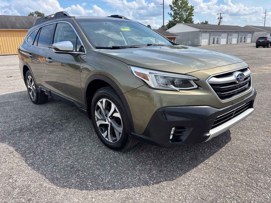 Used 2021 Subaru Outback Premium AWD/4WD image 1