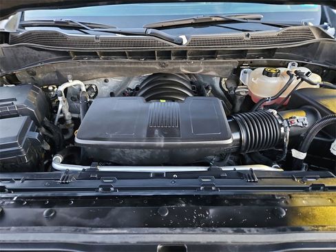 Certified 2024 Chevrolet Silverado 1500 ZR2 w/ Technology Package image 40