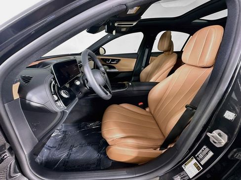 Certified 2024 Mercedes-Benz E 350 4MATIC Sedan image 21