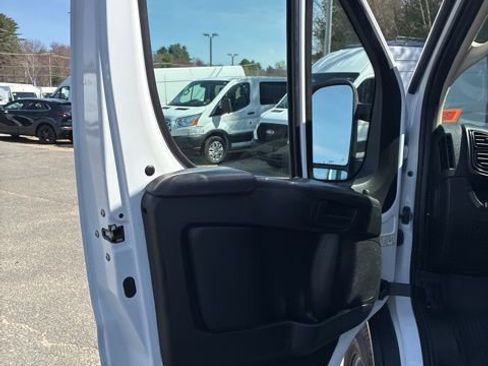 Used 2024 RAM ProMaster 2500 w/ Convenience Group FWD image 36