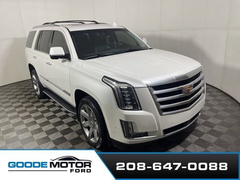 Used 2019 Cadillac Escalade Premium Luxury AWD/4WD image 1