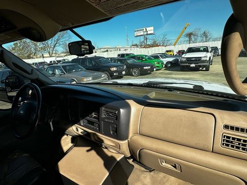 Used 2005 Ford Excursion Eddie Bauer image 84