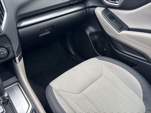 Used 2023 Subaru Forester Premium image 21