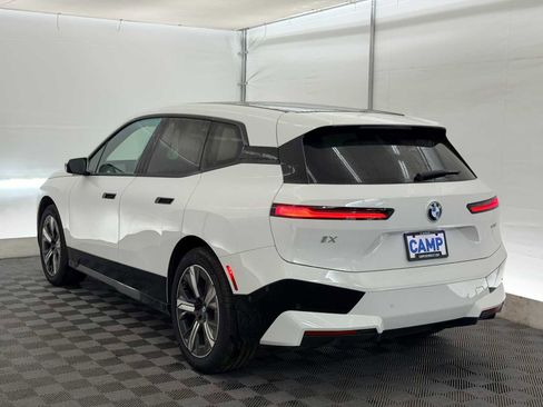 Used 2023 BMW iX xDrive50 w/ Sport Package image 4