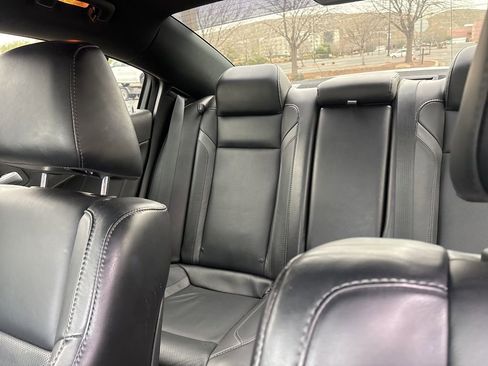 Used 2015 Dodge Charger SXT w/ AWD Plus Group image 17