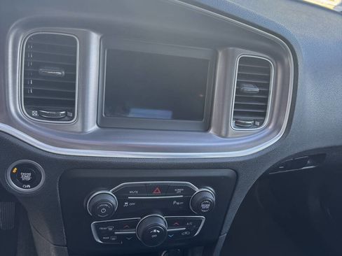 Used 2022 Dodge Charger SXT image 14