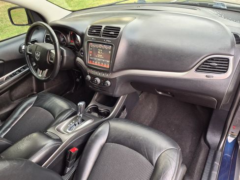 Used 2017 Dodge Journey Crossroad FWD image 10