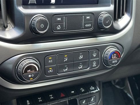 Used 2021 Chevrolet Colorado ZR2 image 23