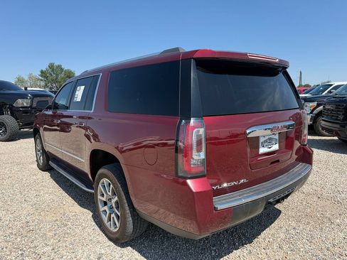 Used 2020 GMC Yukon XL Denali AWD/4WD image 7