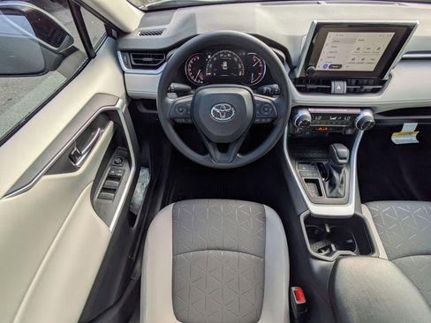 New 2025 Toyota RAV4 XLE image 18