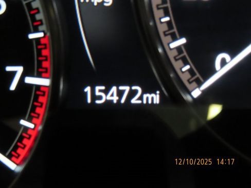 Used 2025 MAZDA MAZDA3 s image 24