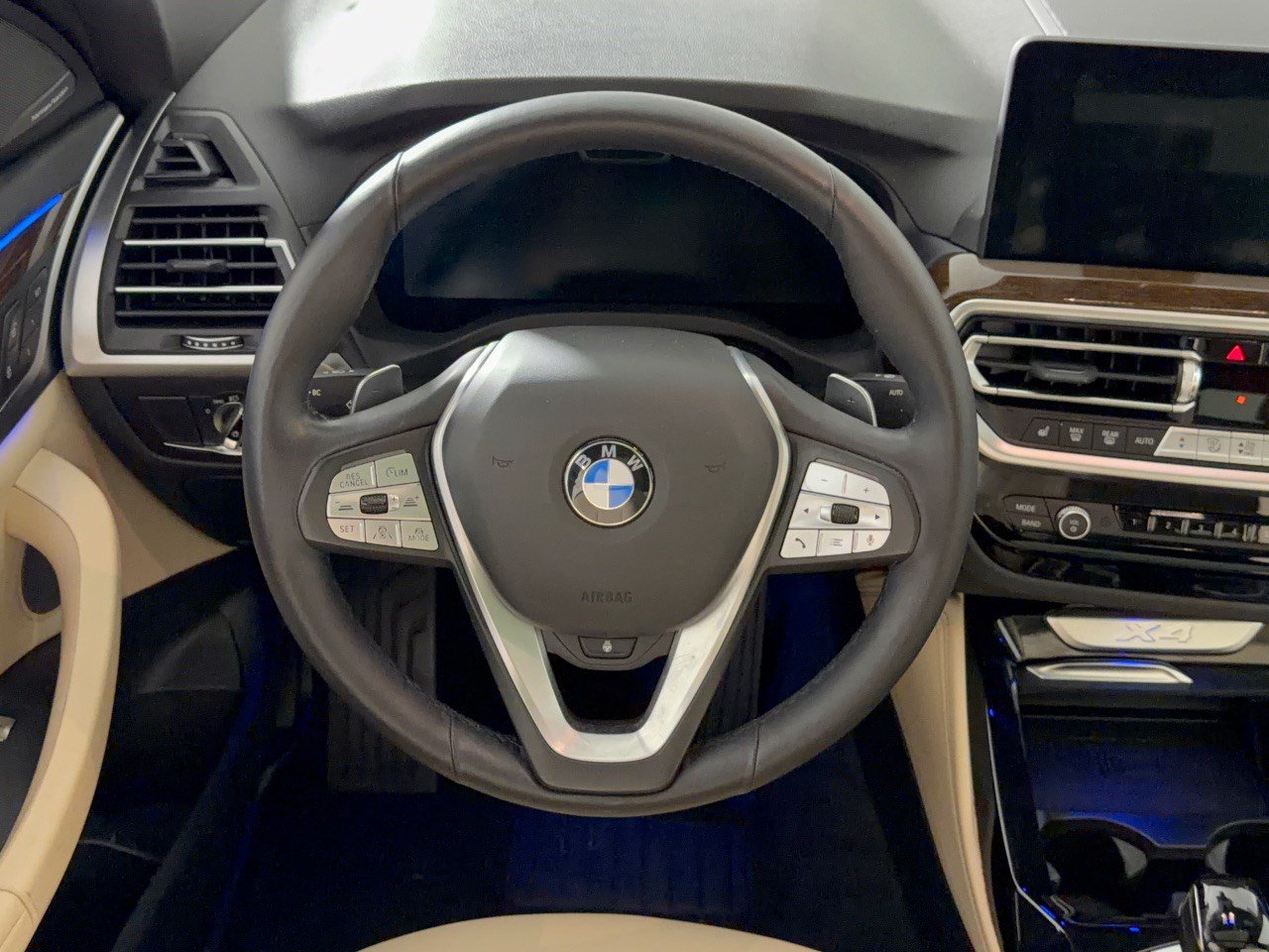 Used 2024 BMW X4 xDrive30i w/ Premium Package AWD/4WD image 10