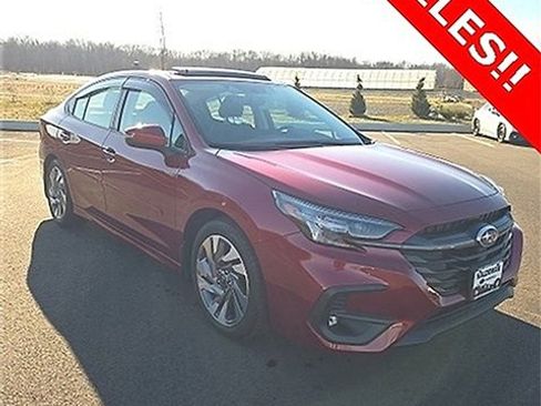 Used 2025 Subaru Legacy Limited image 3