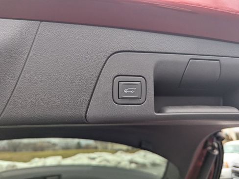 Used 2023 Buick Envision Preferred image 29