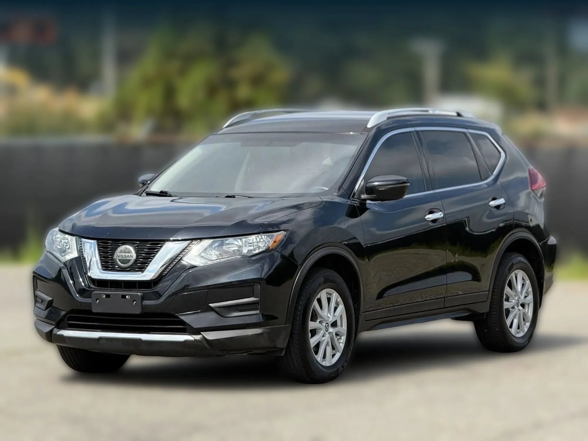 Used 2018 Nissan Rogue SV AWD/4WD image 6