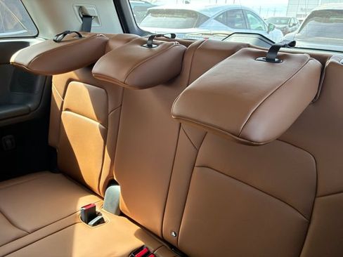 New 2026 Nissan Pathfinder Platinum FWD image 20