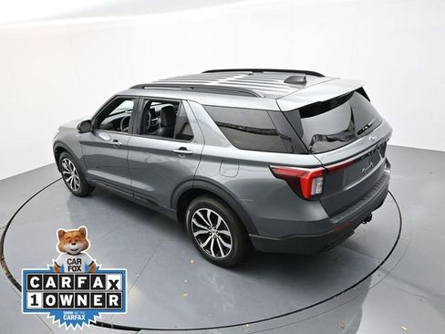 Used 2025 Ford Explorer ST-Line image 25