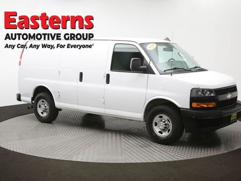 Used 2021 Chevrolet Express 2500 image 46