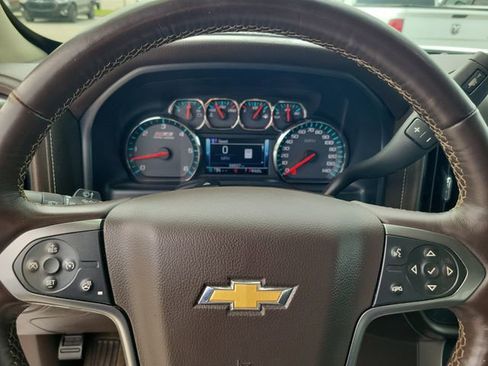 Used 2017 Chevrolet Silverado 1500 LTZ Z71 w/ LTZ Plus Package AWD/4WD image 20