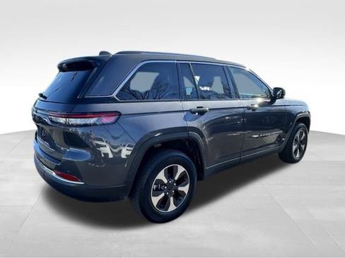 Used 2022 Jeep Grand Cherokee Limited 4xe image 7