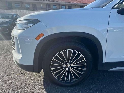 New 2026 Volkswagen Tiguan S FWD image 5