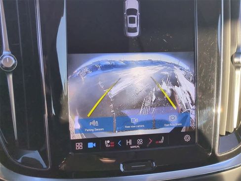 Used 2024 Volvo S60 B5 Core image 22