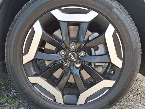 Used 2024 Kia Telluride S w/ S Sunroof Package AWD/4WD image 8