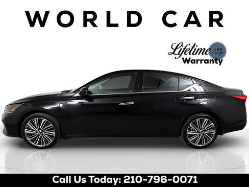 Used 2024 Nissan Altima 2.5 SL AWD/4WD image 6