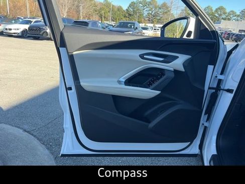 New 2025 Audi Q5 Premium image 15