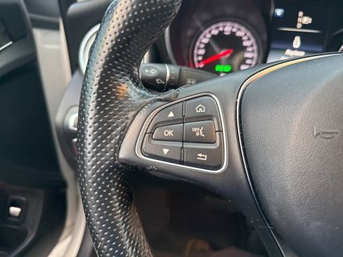 Used 2015 Mercedes-Benz C 300 4MATIC Sedan image 19