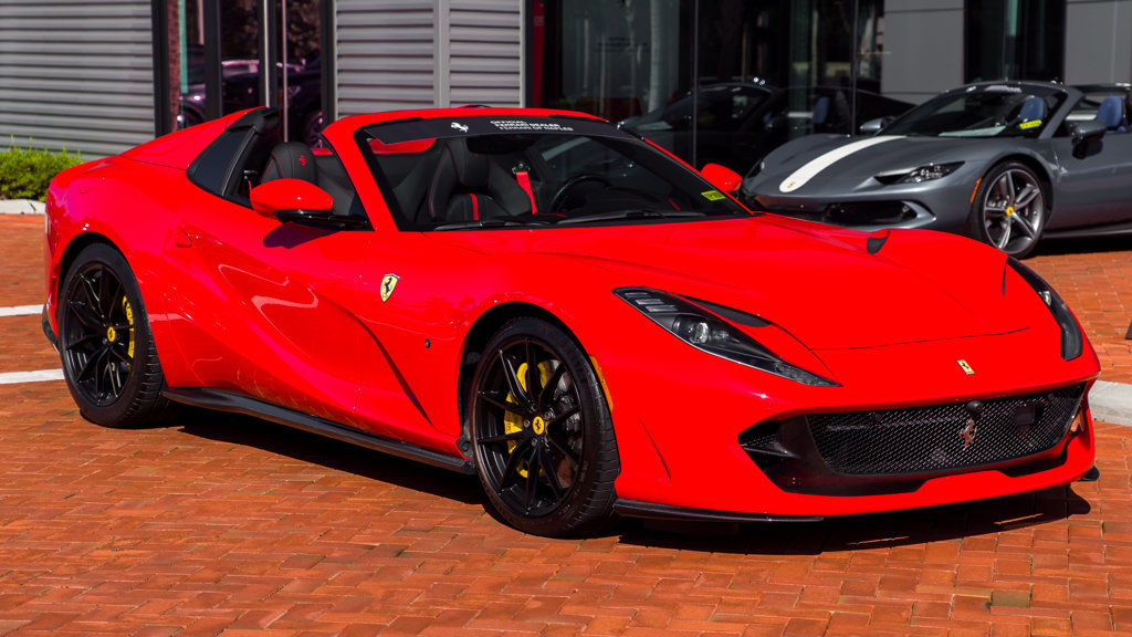 Used 2023 Ferrari 812 GTS RWD image 11