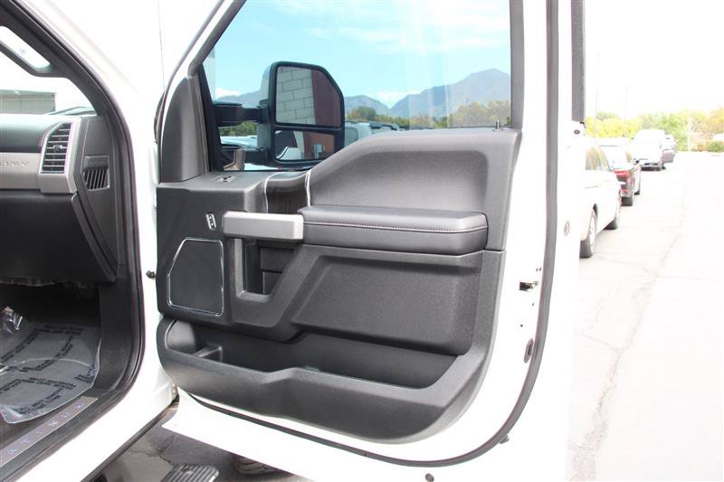 Used 2019 Ford F350 Platinum w/ Platinum Ultimate Package AWD/4WD image 31
